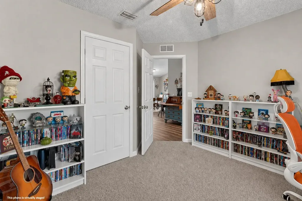 27 Lyndenhurst Lane Palm Coast FL 32137