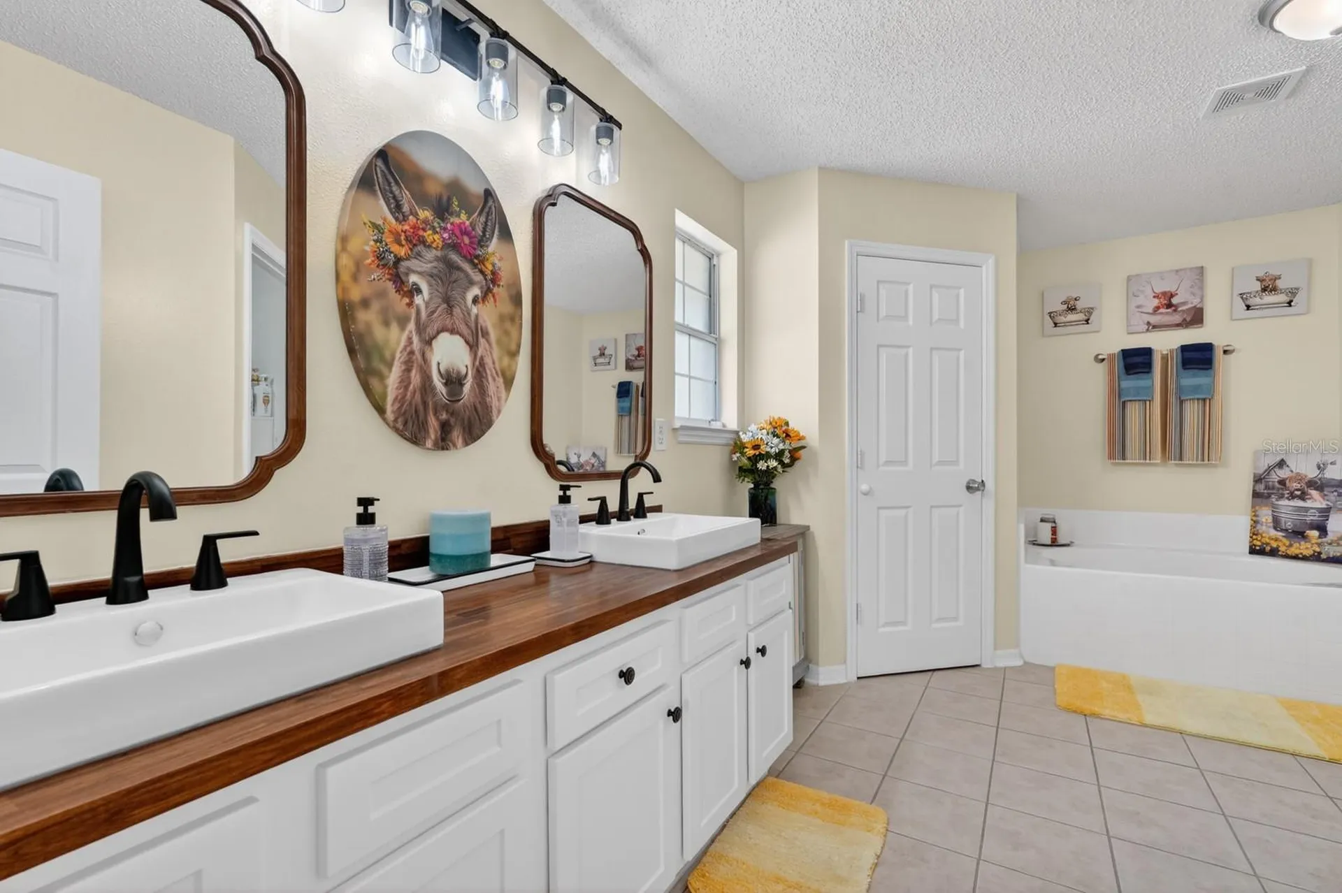27 Lyndenhurst Lane Palm Coast FL 32137