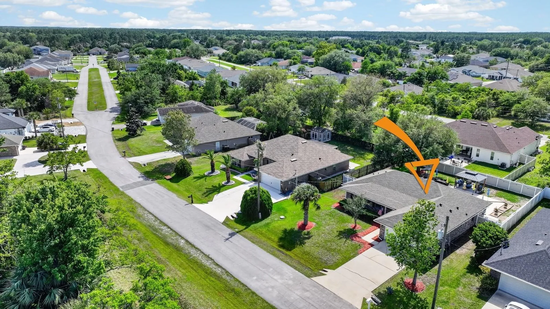 27 Lyndenhurst Lane Palm Coast FL 32137