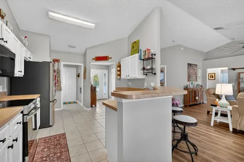 27 Lyndenhurst Lane Palm Coast FL 32137