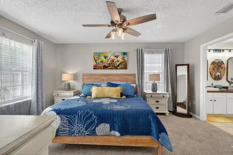 27 Lyndenhurst Lane Palm Coast FL 32137
