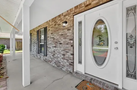 27 Lyndenhurst Lane Palm Coast FL 32137