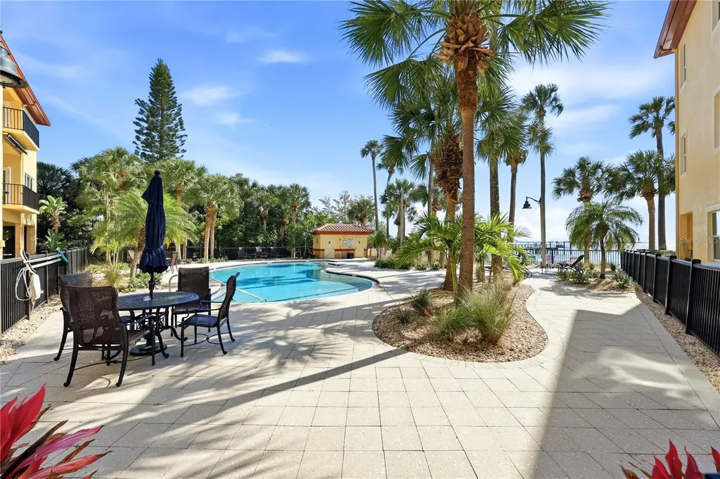 264 Seagate Court Dunedin FL 34698