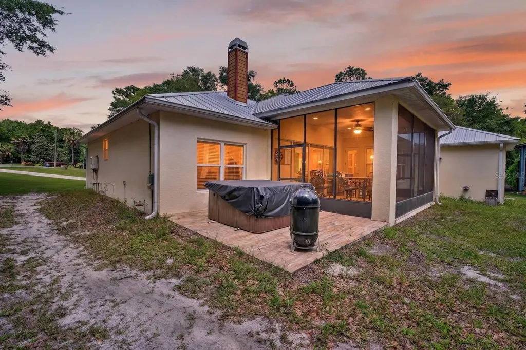 1806 Glenwood Oaks Lane Deland FL 32720