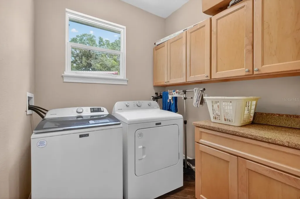 1806 Glenwood Oaks Lane Deland FL 32720