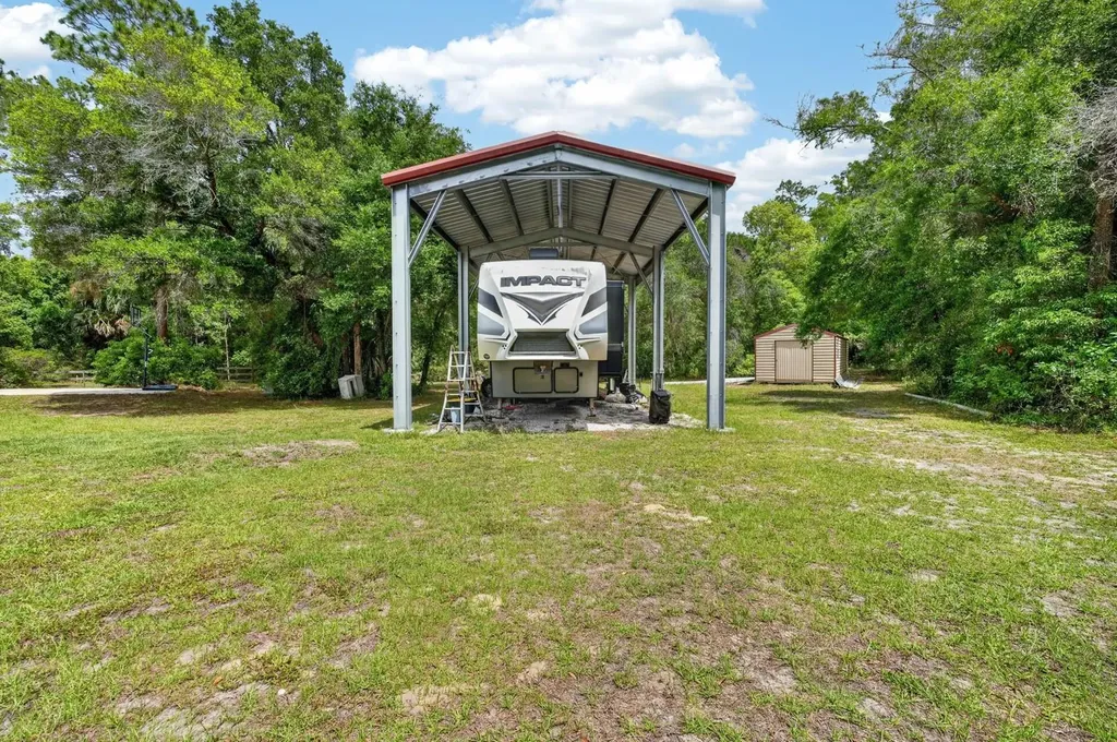 1806 Glenwood Oaks Lane Deland FL 32720