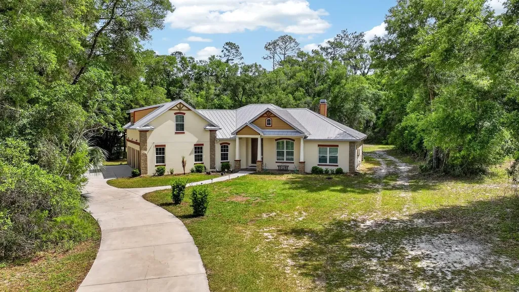 1806 Glenwood Oaks Lane Deland FL 32720