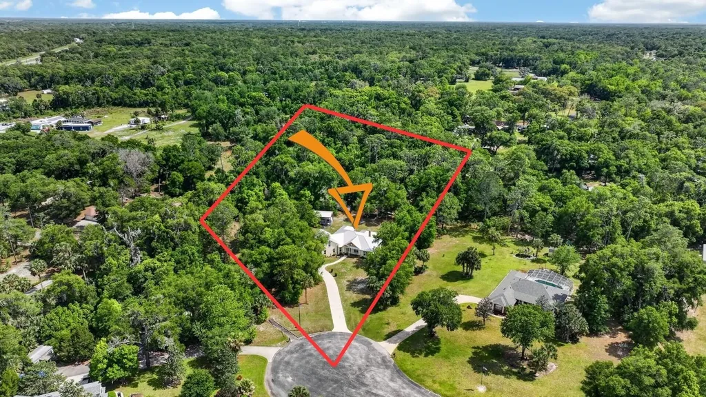 1806 Glenwood Oaks Lane Deland FL 32720