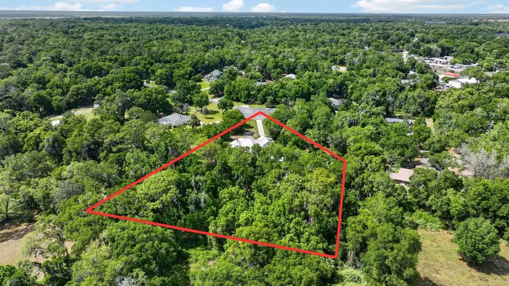 1806 Glenwood Oaks Lane Deland FL 32720