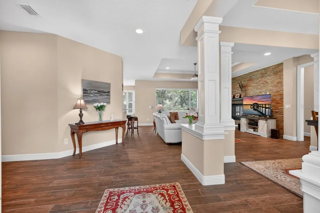 1806 Glenwood Oaks Lane Deland FL 32720