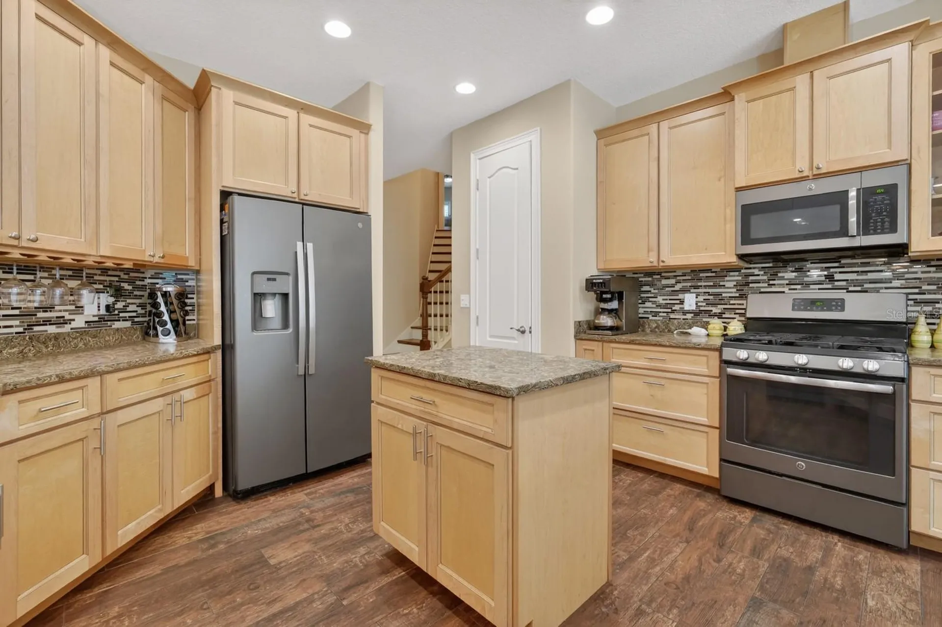 1806 Glenwood Oaks Lane Deland FL 32720