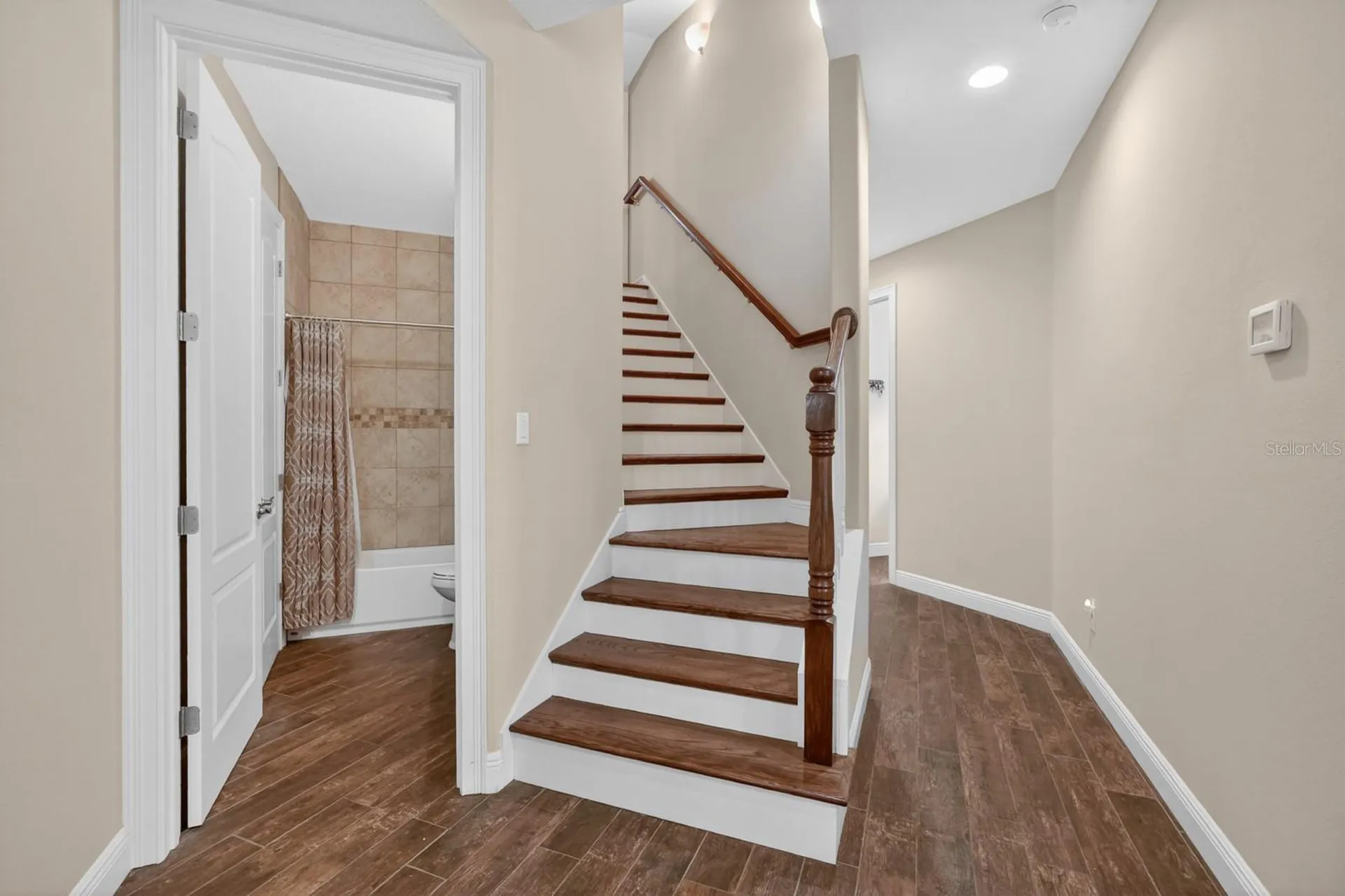 1806 Glenwood Oaks Lane Deland FL 32720