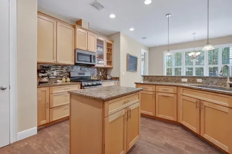 1806 Glenwood Oaks Lane Deland FL 32720