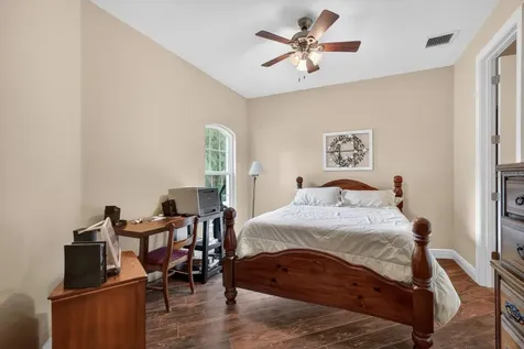 1806 Glenwood Oaks Lane Deland FL 32720