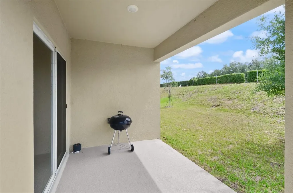3235 Blue Crab Drive Tavares FL 32778