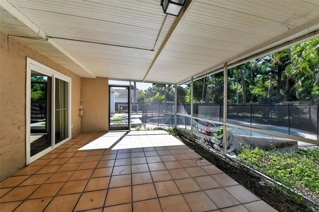 1150 52nd Street Sarasota FL 34234