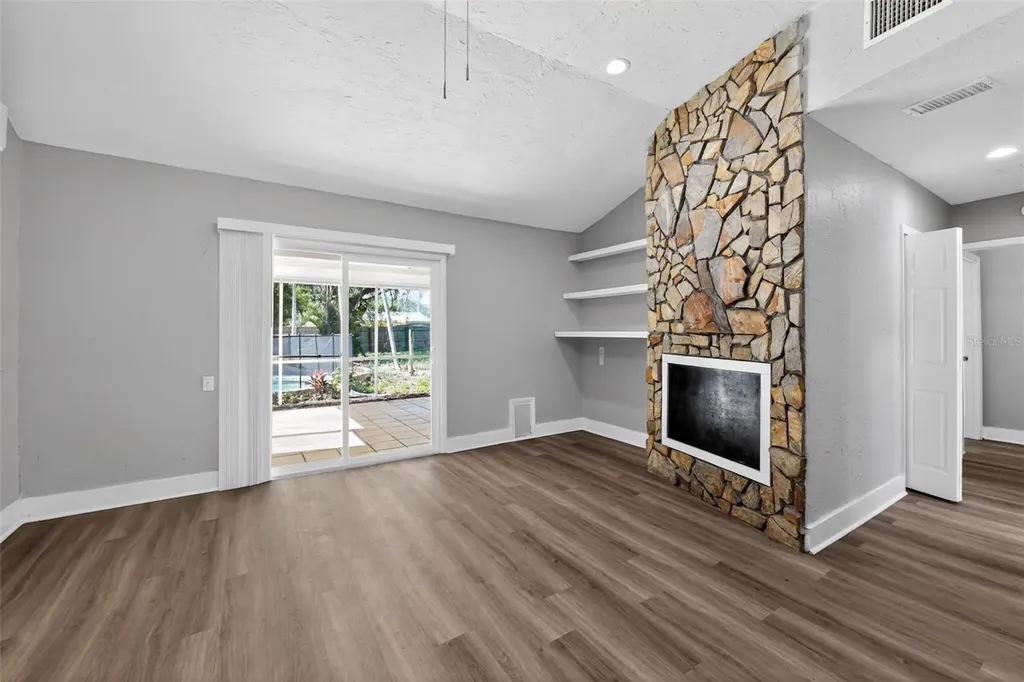 1150 52nd Street Sarasota FL 34234