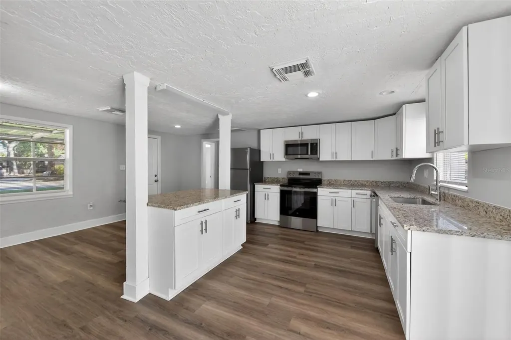 1150 52nd Street Sarasota FL 34234