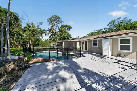 1150 52nd Street Sarasota FL 34234