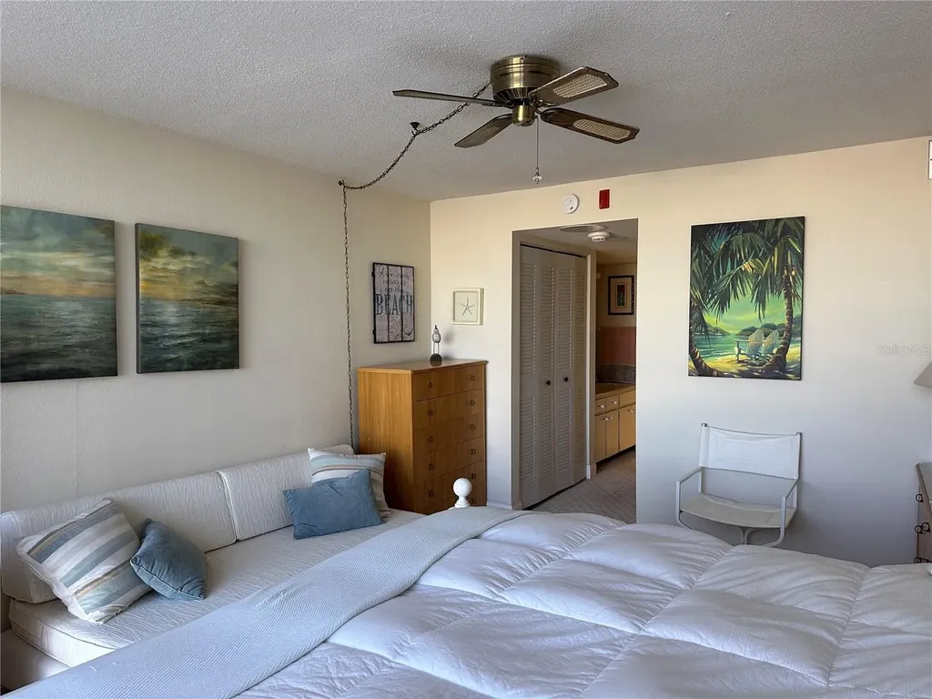 1 Key Capri Treasure Island FL 33706