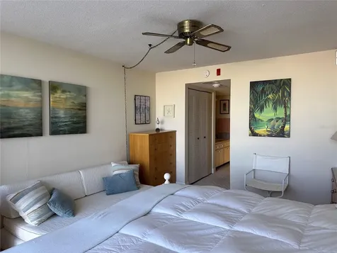 1 Key Capri Treasure Island FL 33706