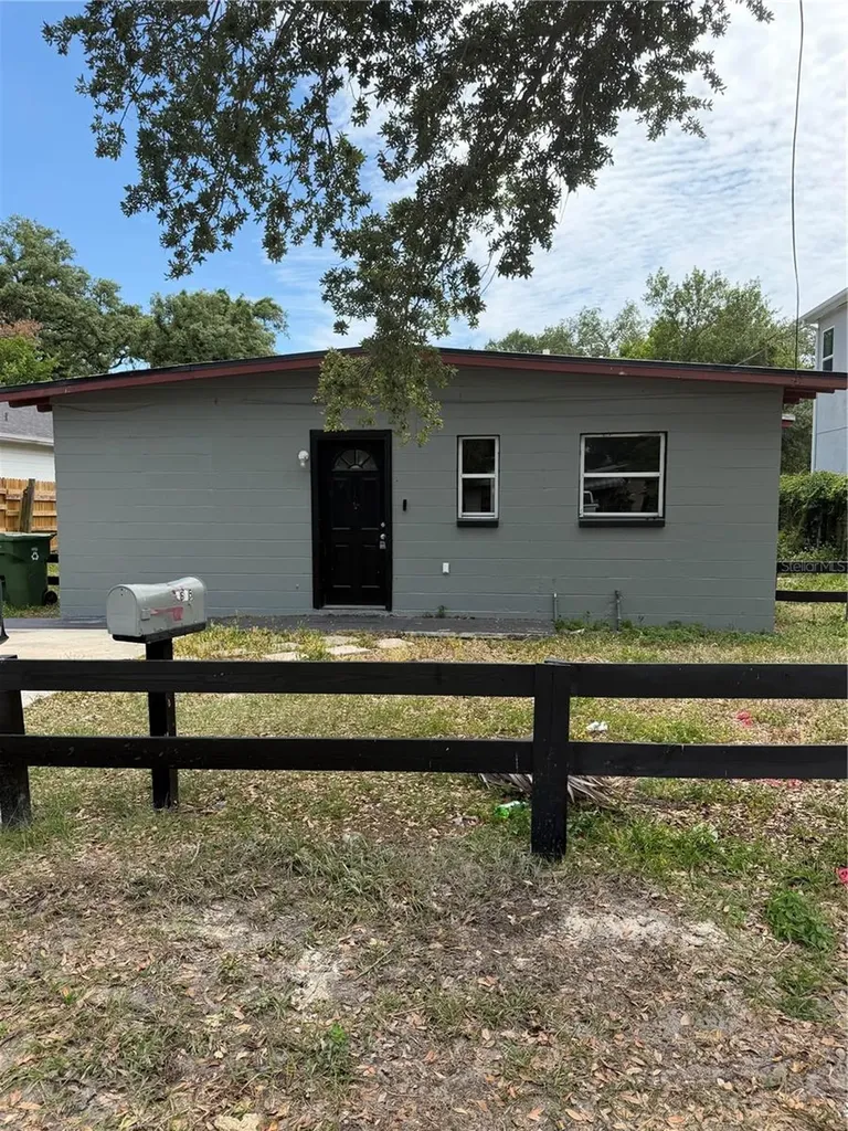 2615 E 23rd Avenue Tampa FL 33605