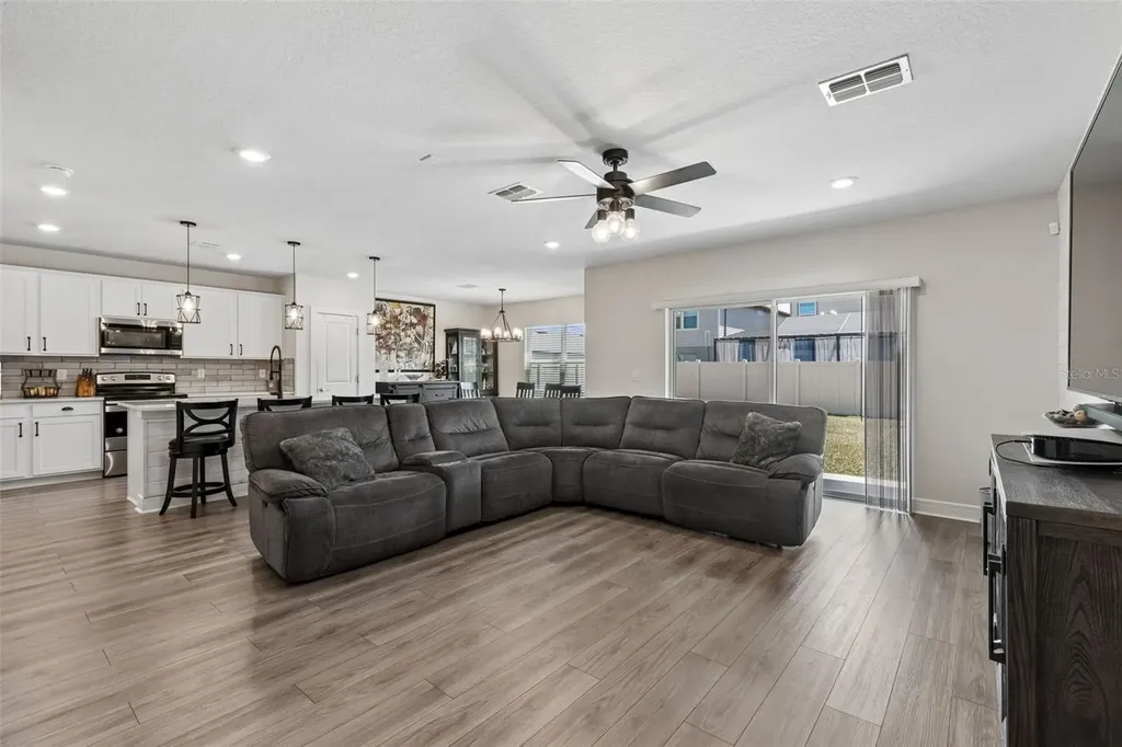 6608 Ryestone Way Wesley Chapel FL 33545