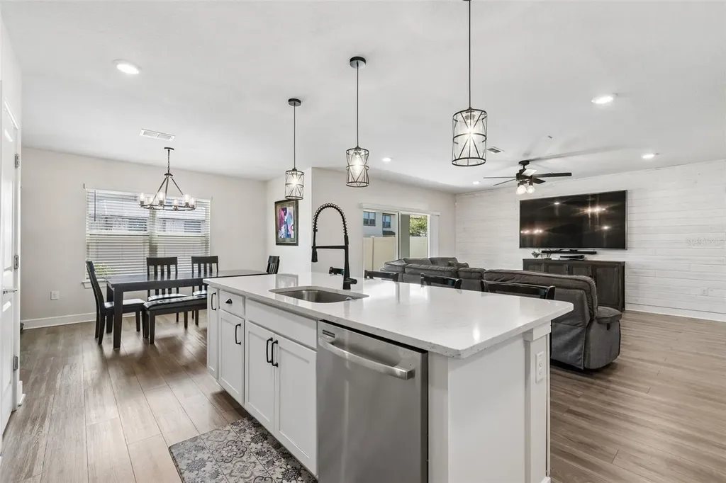 6608 Ryestone Way Wesley Chapel FL 33545