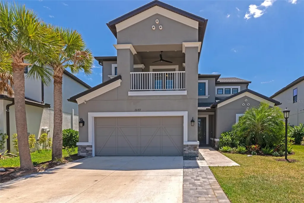 10187 Milky Way Circle Sarasota FL 34241