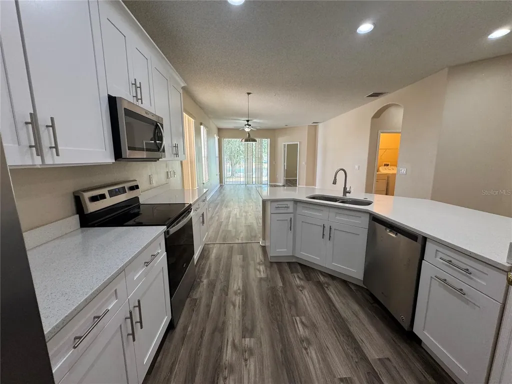 14908 Huntcliff Park Way Orlando FL 32824