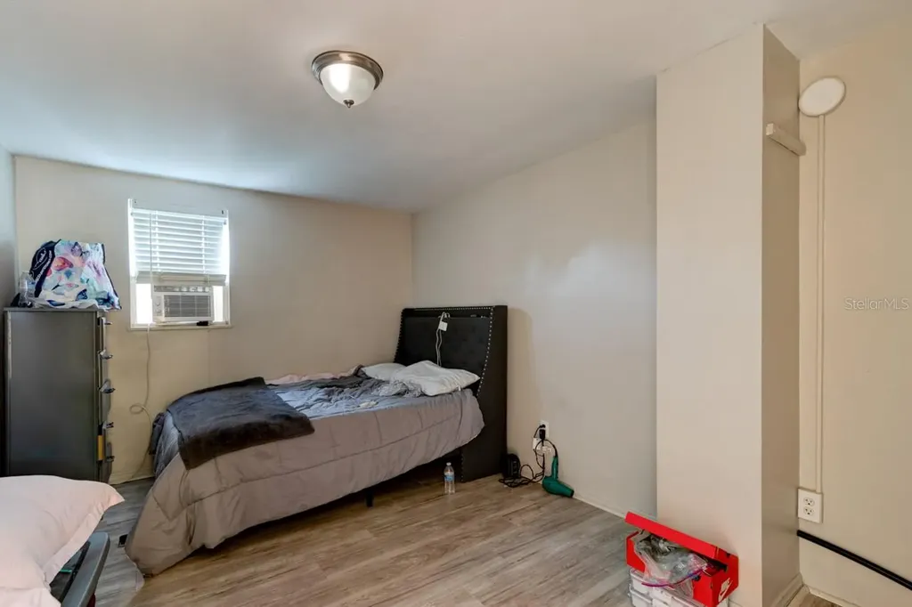 633 Byron Avenue Daytona Beach FL 32114