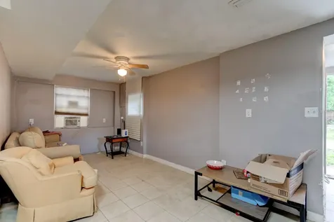633 Byron Avenue Daytona Beach FL 32114