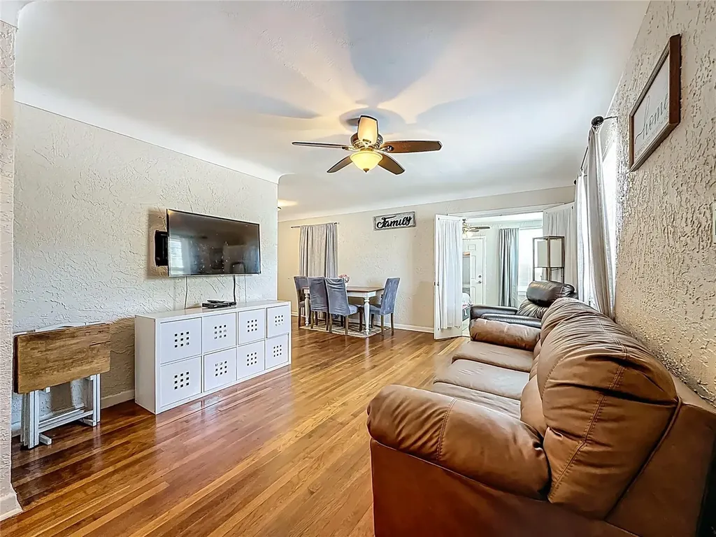 550 40th Street S St Petersburg FL 33711