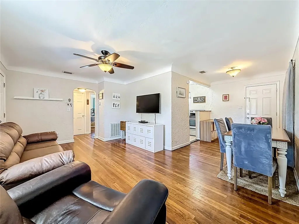 550 40th Street S St Petersburg FL 33711