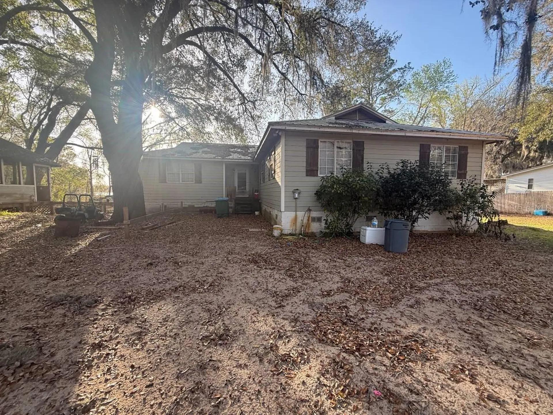 101 Walker Drive Interlachen FL 32148