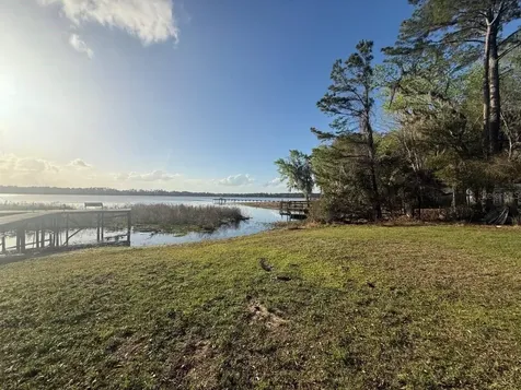 101 Walker Drive Interlachen FL 32148