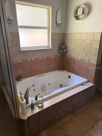 101 Walker Drive Interlachen FL 32148