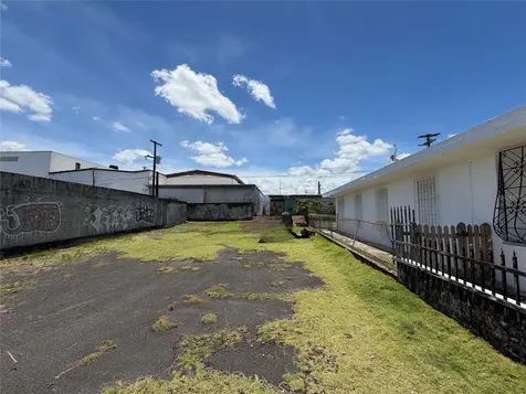 Z40 Laurel Avenue Bayamon PR 00959
