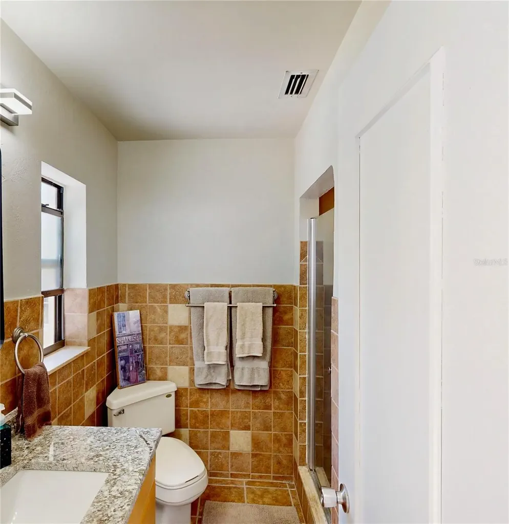 2810 Nancy Street Orlando FL 32806