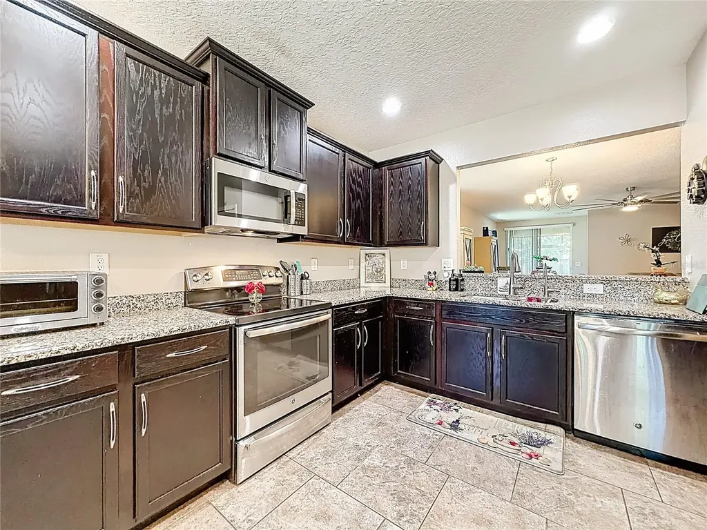 3631 Black Dog Court Tavares FL 32778