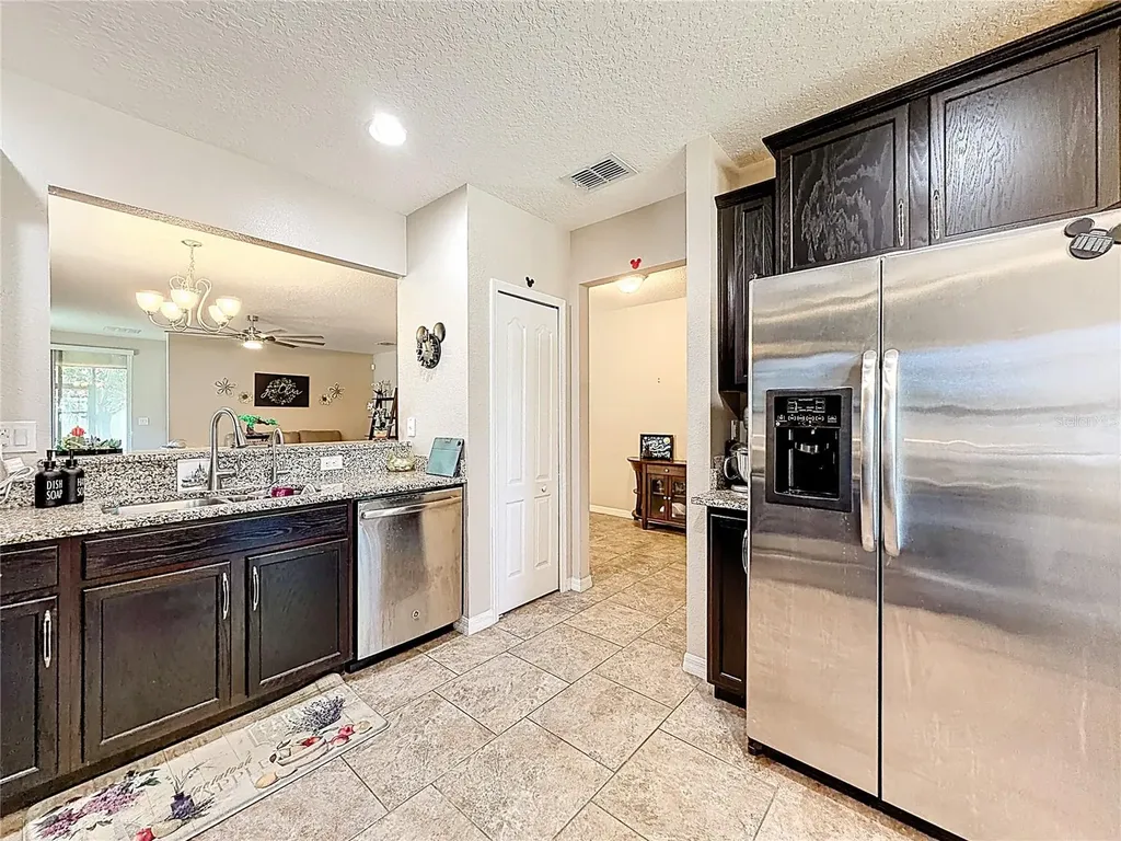 3631 Black Dog Court Tavares FL 32778