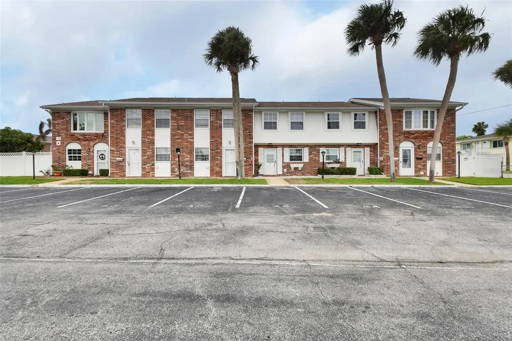 2200 S Palmetto Avenue Daytona Beach FL 32119