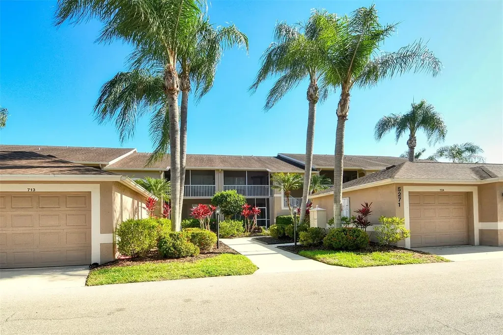 5271 Mahogany Run Avenue Sarasota FL 34241