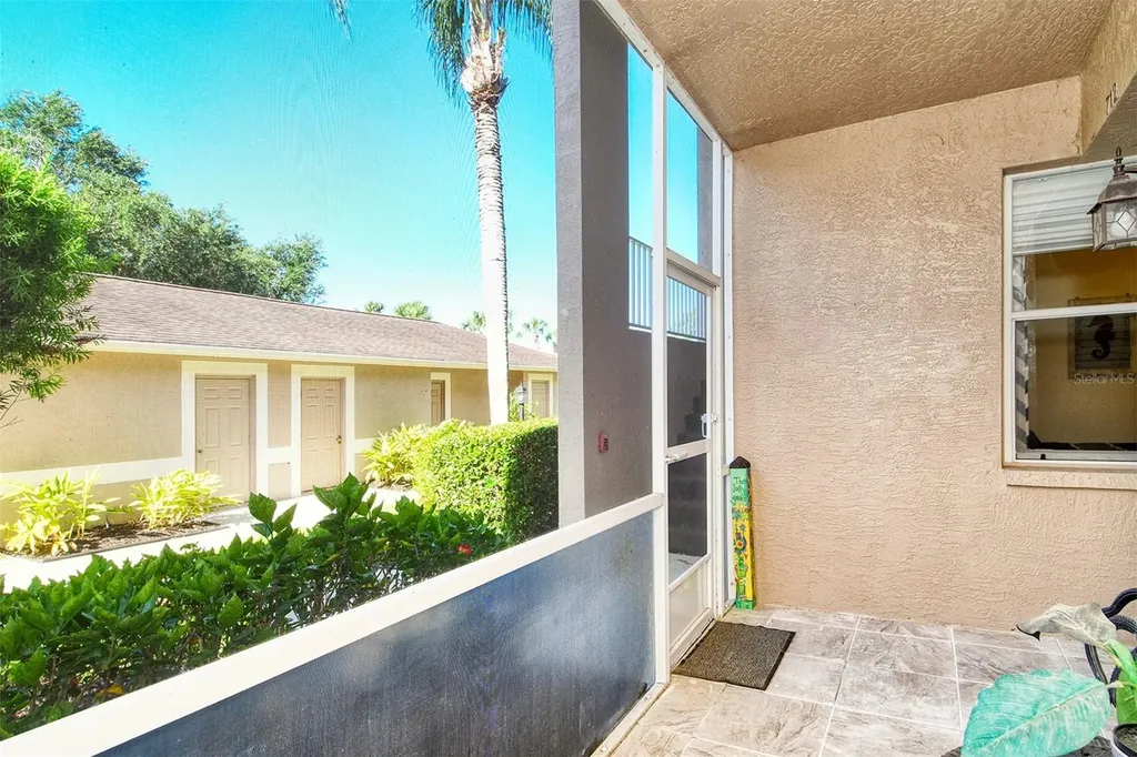 5271 Mahogany Run Avenue Sarasota FL 34241
