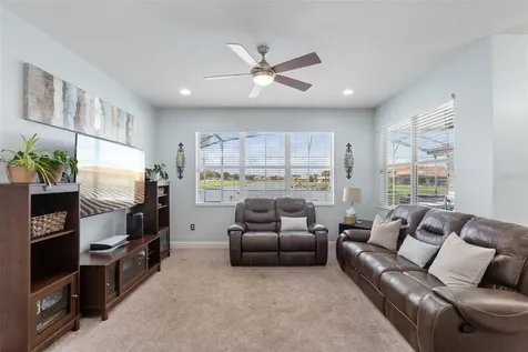 3704 Eagle Isle Circle Kissimmee FL 34746