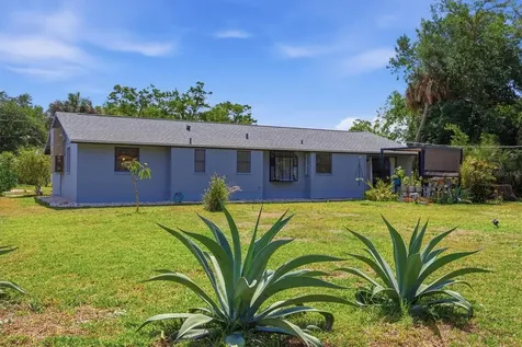 18461 Burkholder Circle Port Charlotte FL 33948