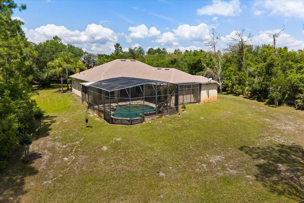 420 Valley Stream Drive Geneva FL 32732