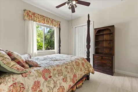 420 Valley Stream Drive Geneva FL 32732