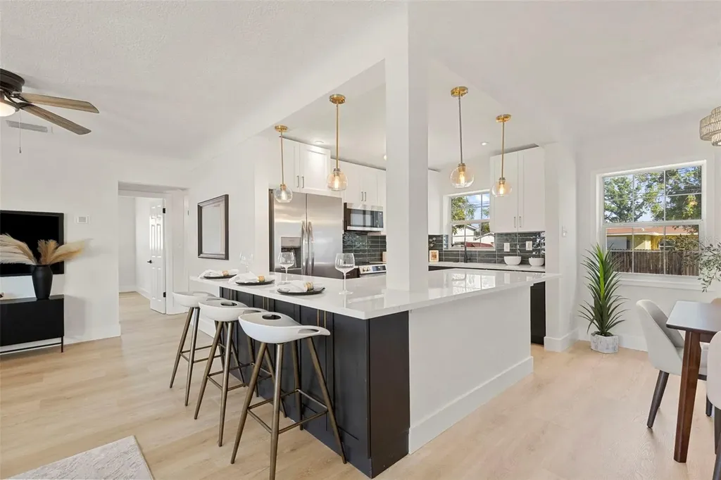 3629 28th Avenue S St Petersburg FL 33711