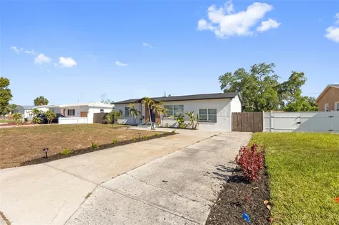 3629 28th Avenue S St Petersburg FL 33711